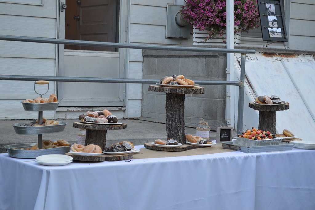 rustic wedding dessert stands